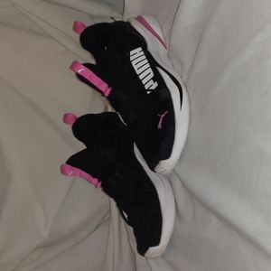 Girls Puma sneakers size 13